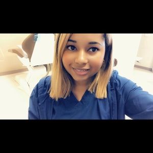 Meet your Posher, Desiree